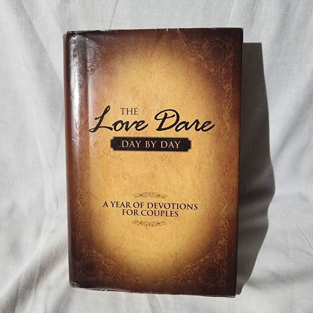 The Love Dare Day by Day Hardcover Devotional Book Couples Stephen Kendrick